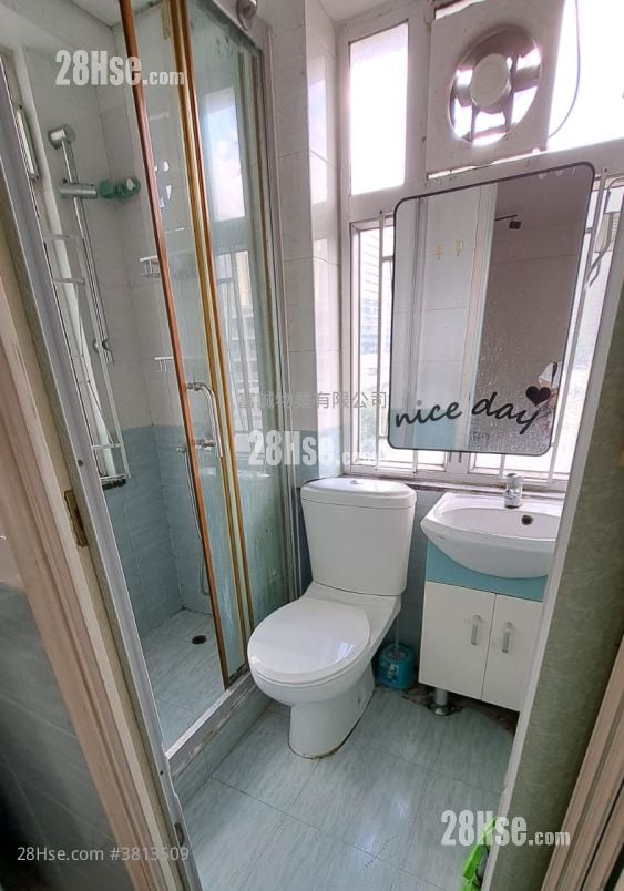 Kam Hoi Mansion Sell 1 Bedroom , 1 Bathroom 193 ft²