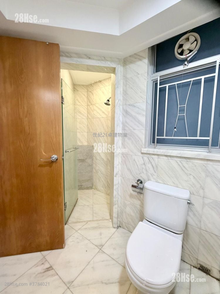 漾日居 租盘 3 房 , 2 浴室 934 平方尺