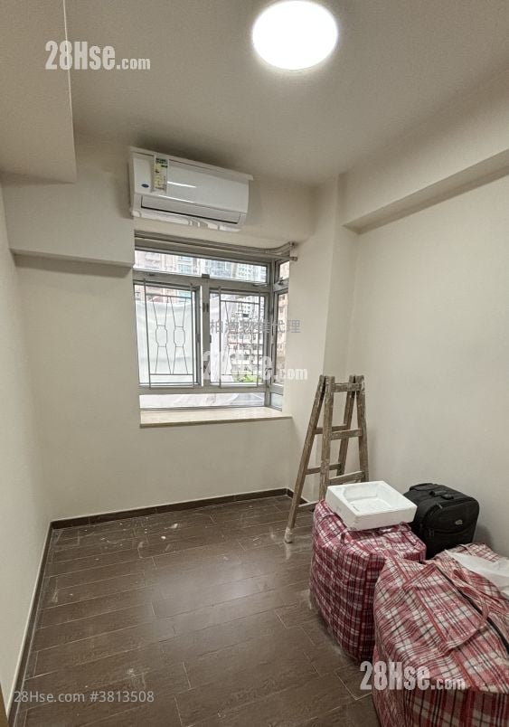 Po Lai Court Rental 2 Bedrooms , 1 Bathroom 457 ft²