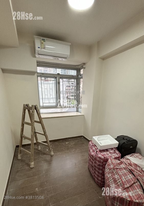 Po Lai Court Rental 2 Bedrooms , 1 Bathroom 457 ft²
