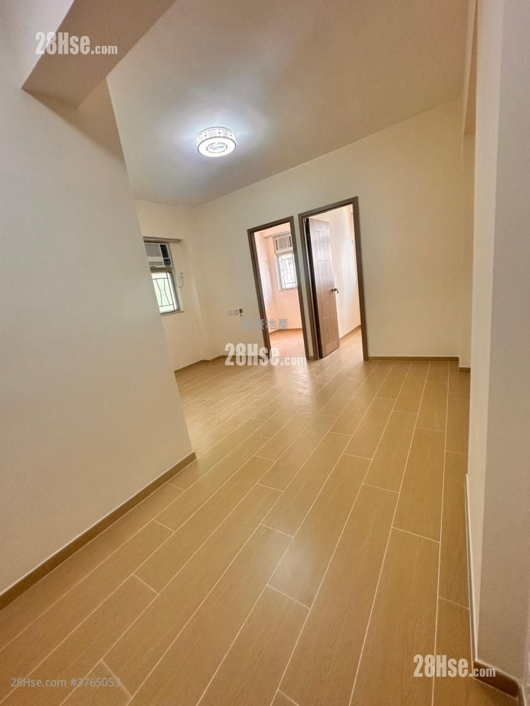 Appartment Rental 2 Bedrooms , 1 Bathroom 390 ft²