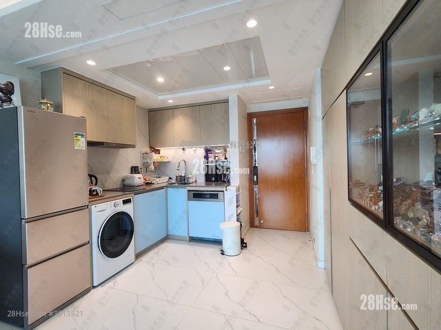 Chelsea Court Sell 2 Bedrooms , 1 Bathroom 452 ft²