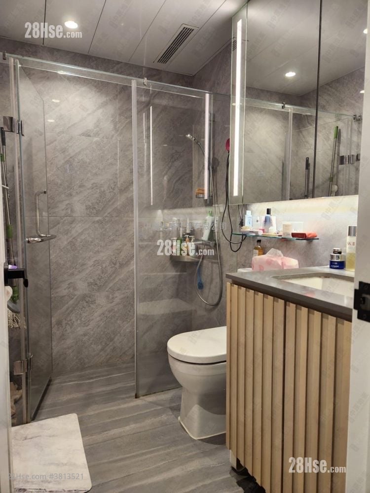 Chelsea Court Sell 2 Bedrooms , 1 Bathroom 452 ft²