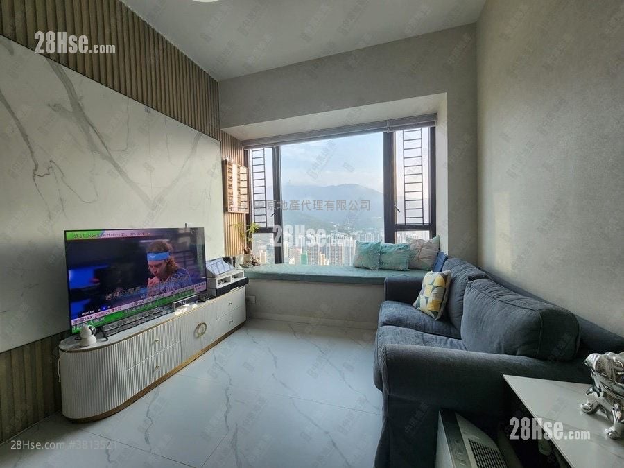 Chelsea Court Sell 2 Bedrooms , 1 Bathroom 452 ft²