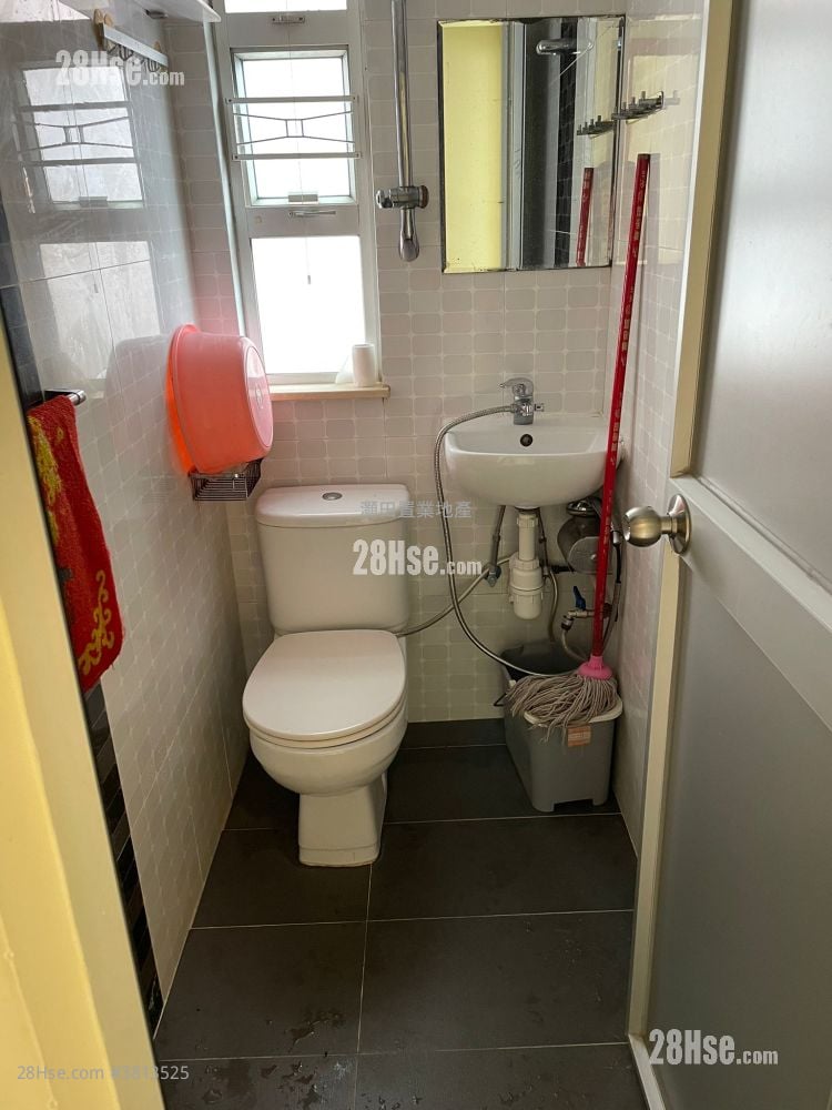 崇仁楼 租盘 2 房 , 1 浴室 405 平方尺