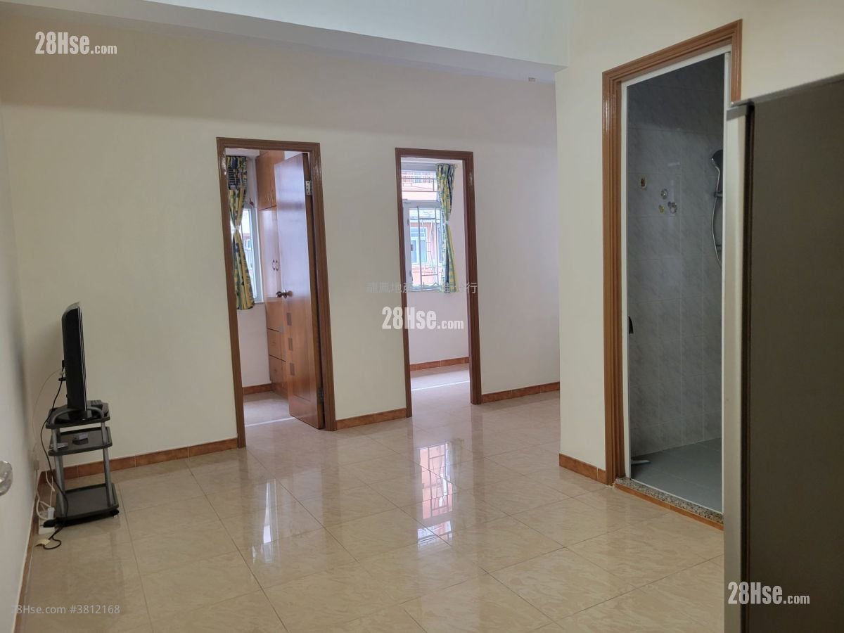 中坚楼 租盘 2 房 , 1 浴室 329 平方尺