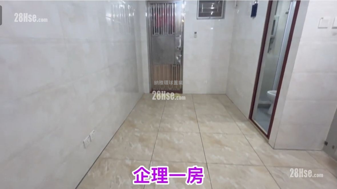 村屋 租盤 1 房 300 平方呎