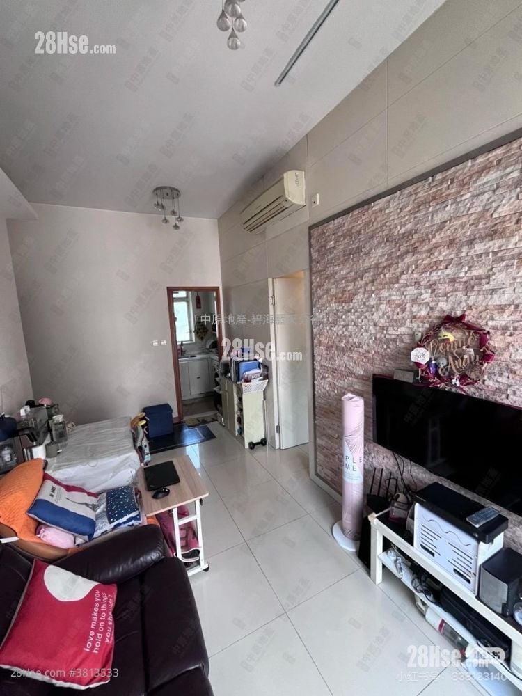 One New York Sell 2 Bedrooms , 1 Bathroom 460 ft²