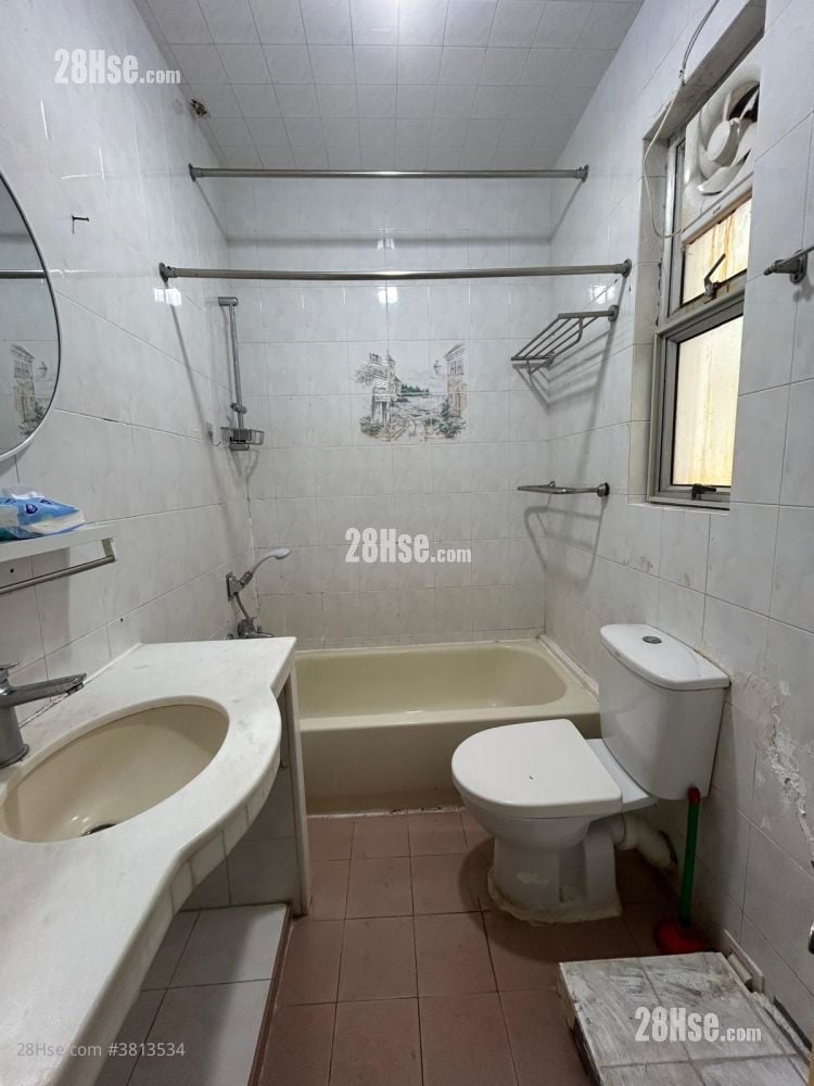 荃威花园 租盘 2 房 475 平方尺