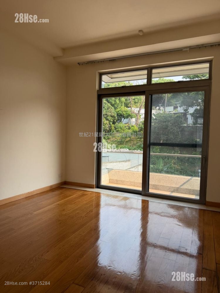 歌赋岭 租盘 4 房 , 3 浴室 1,941 平方尺