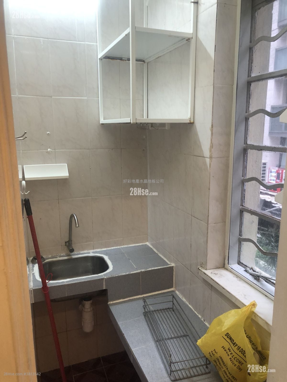 唐楼 租盘 1 房 200 平方尺