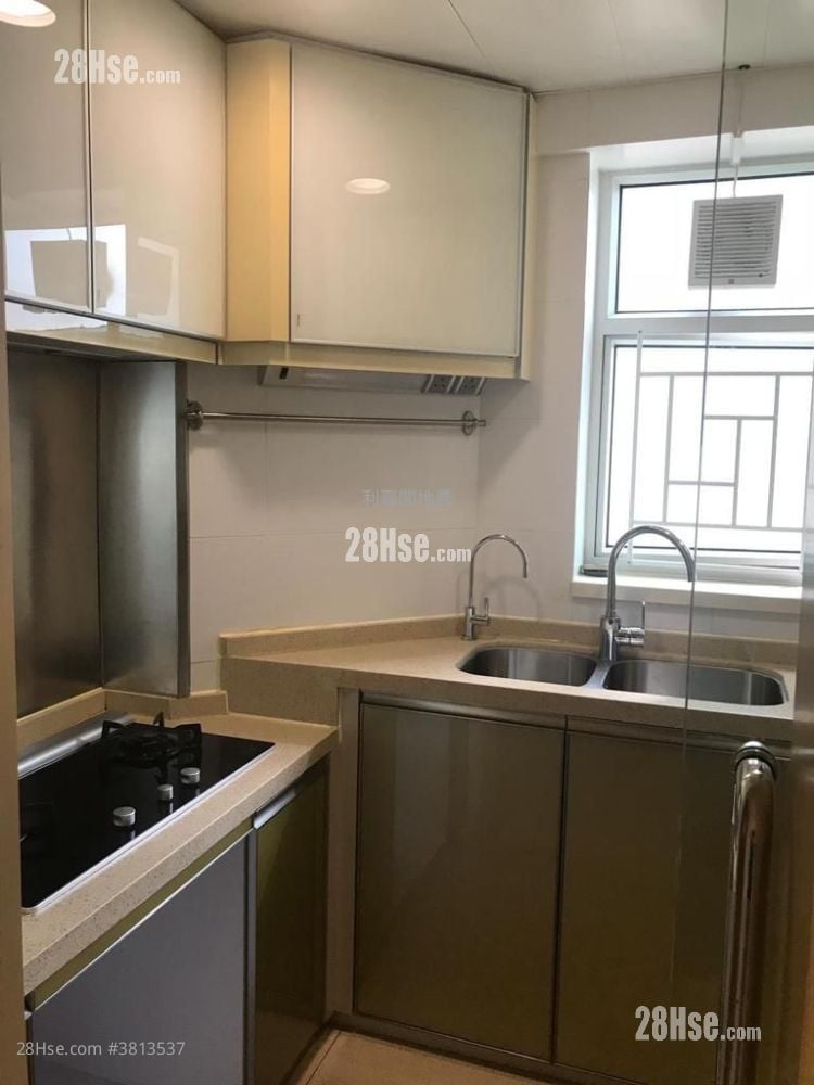 Central Park Towers Sell 2 Bedrooms 503 ft²