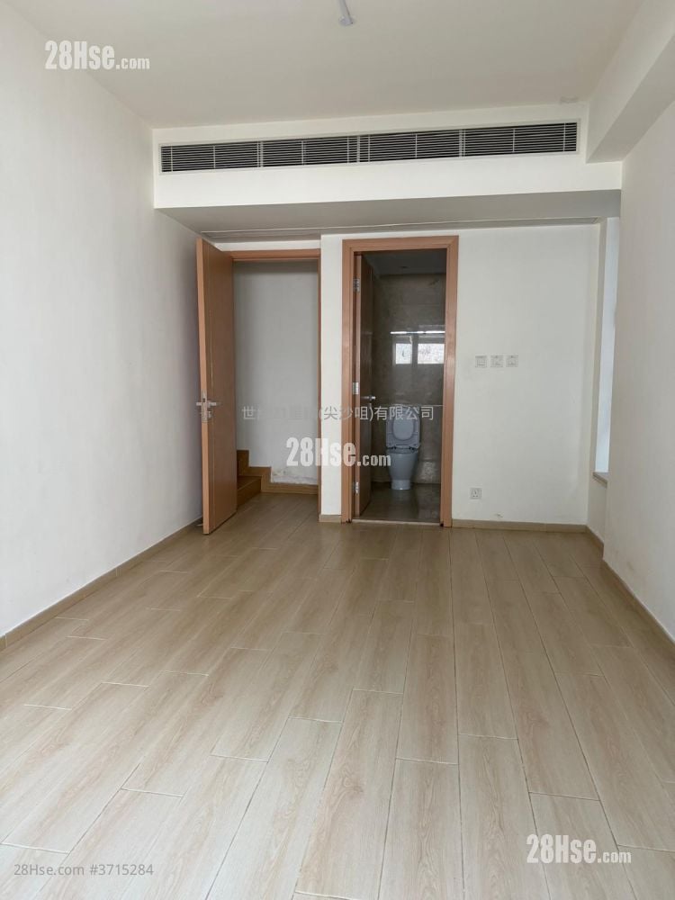 歌赋岭 租盘 4 房 , 3 浴室 1,941 平方尺