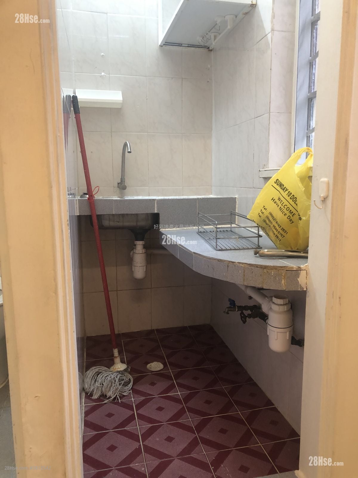 唐楼 租盘 1 房 200 平方尺