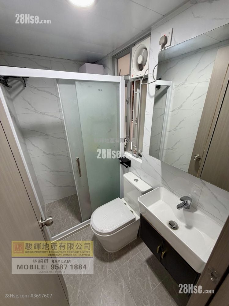 Peony House Sell 3 Bedrooms , 1 Bathroom 395 ft²