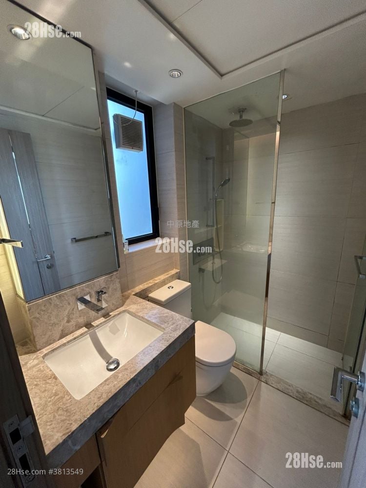 Twin Regency Sell 2 Bedrooms , 1 Bathroom 454 ft²