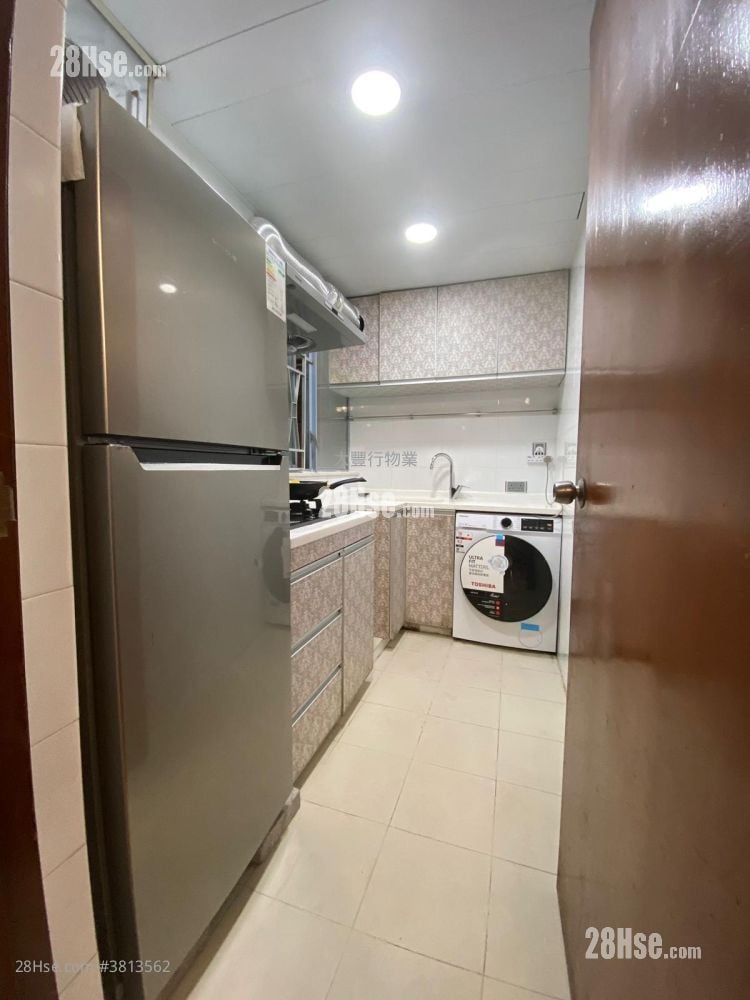 雅閣花園 租盤 3 房 , 2 浴室 951 平方呎