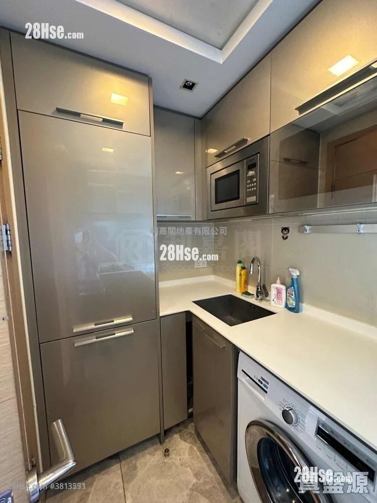 One Regent Place Sell 3 Bedrooms , 1 Bathroom 600 ft²