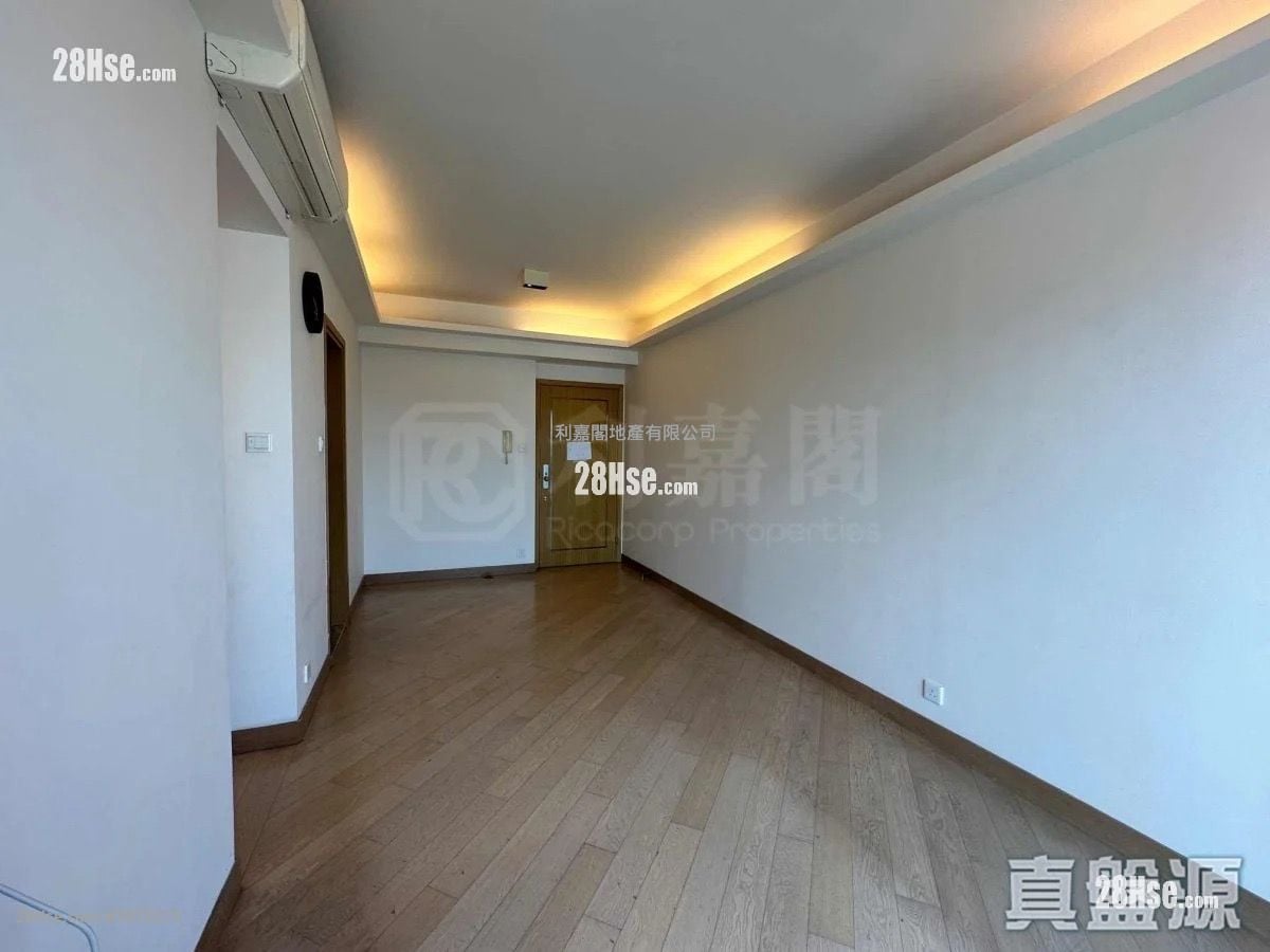 One Regent Place Sell 3 Bedrooms , 1 Bathroom 600 ft²