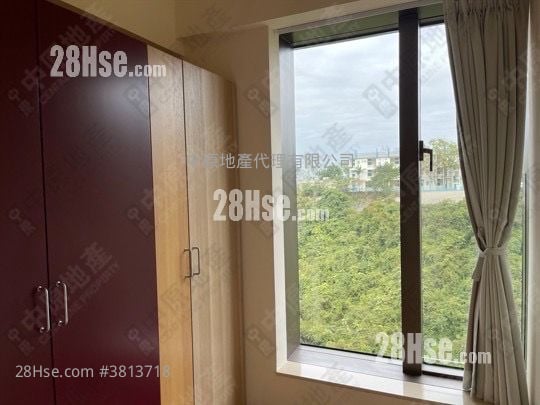 Island Garden Sell 4 Bedrooms , 3 Bathrooms 1,175 ft²