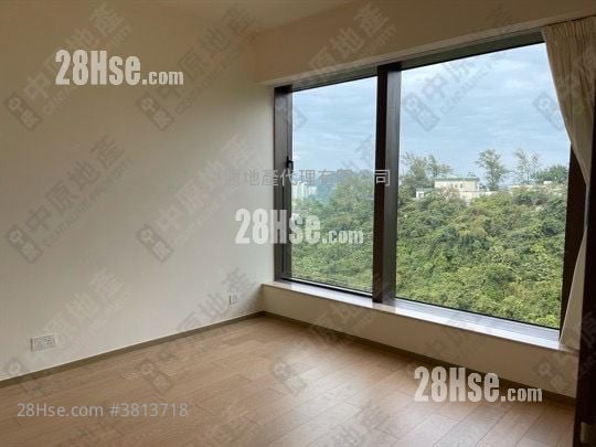 Island Garden Sell 4 Bedrooms , 3 Bathrooms 1,175 ft²