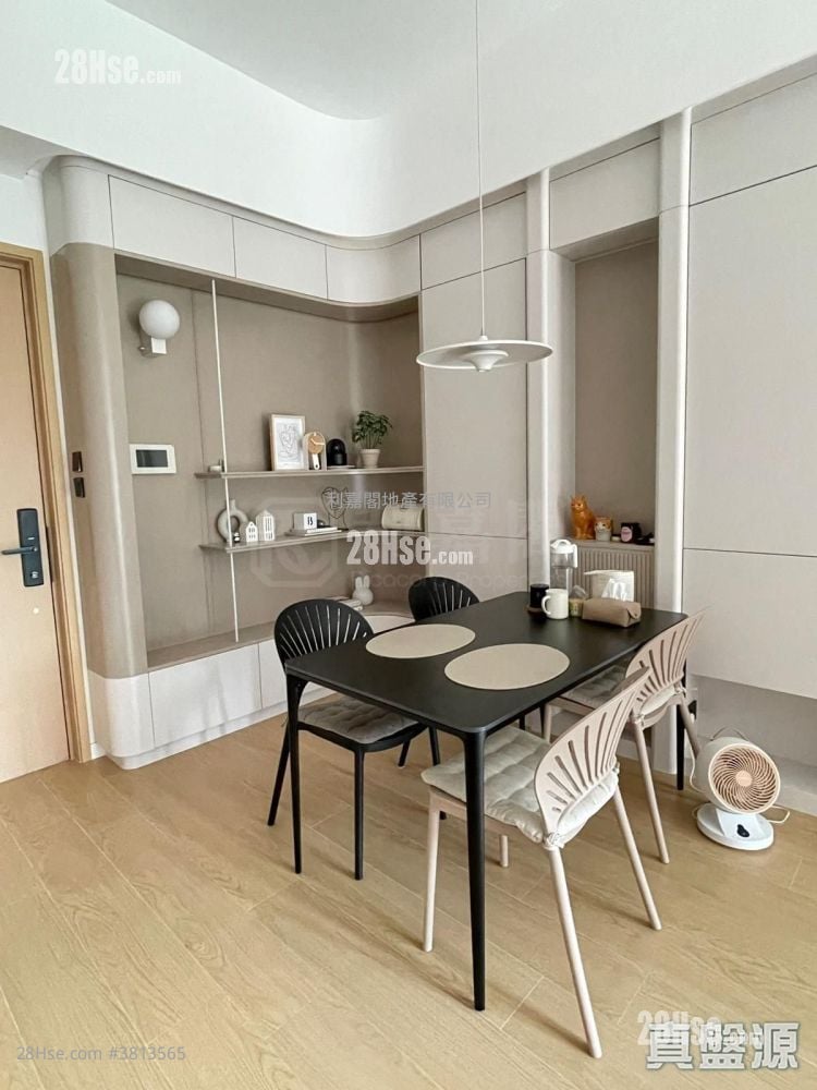 山水盈 售盘 3 房 877 平方尺