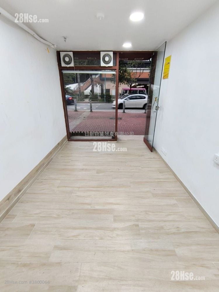 店铺 租盘 330 平方尺