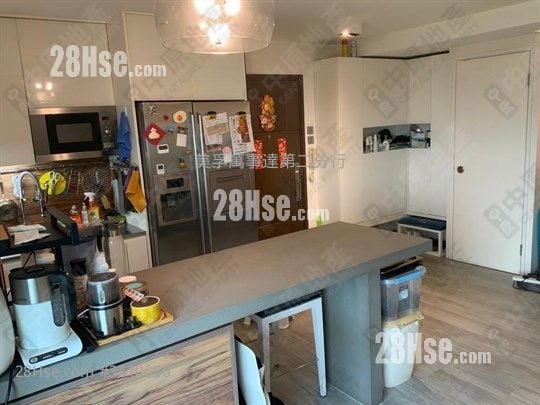 美孚新邨 售盤 2 房 , 2 浴室 706 平方呎