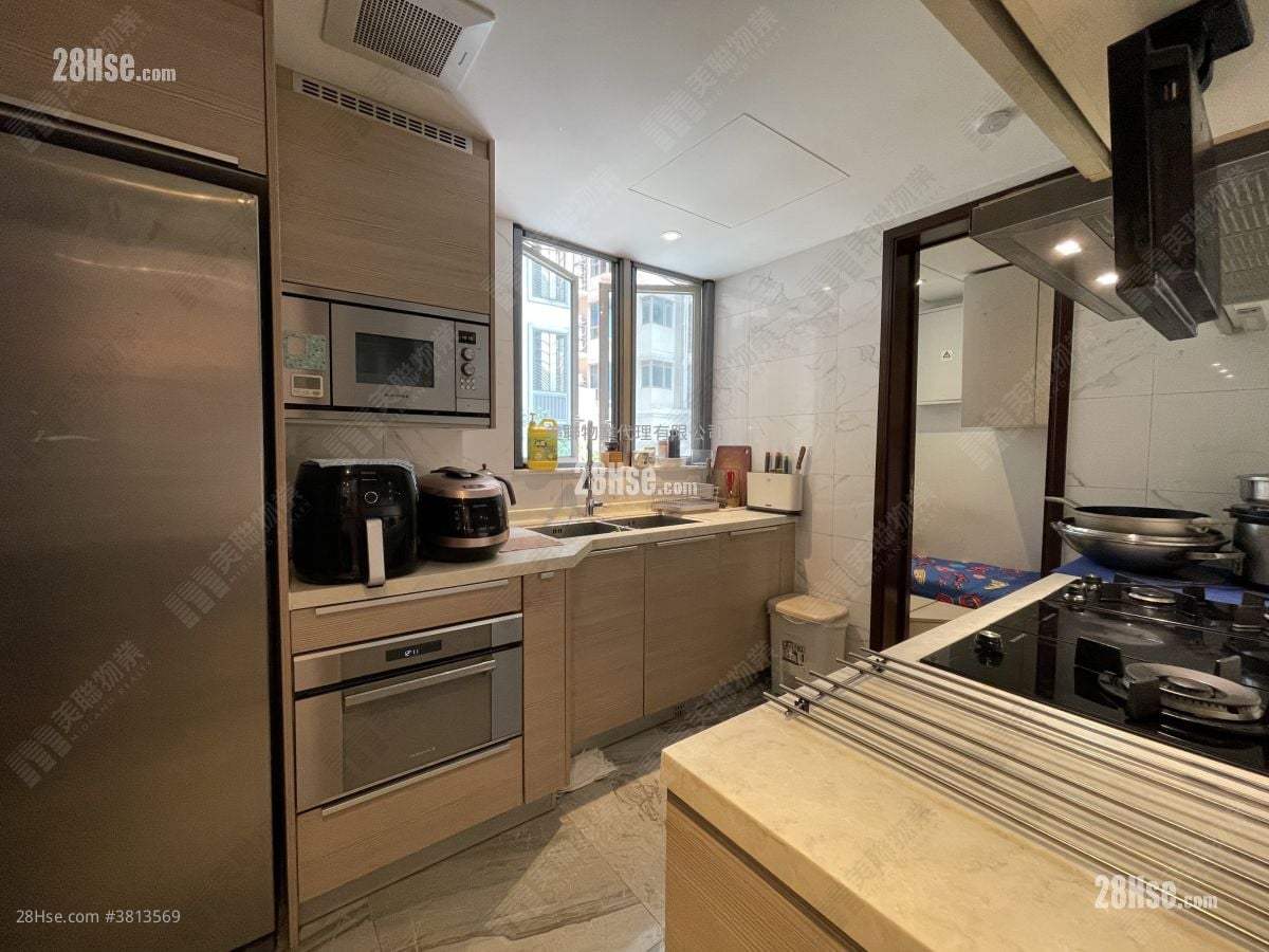 逸瓏灣 售盤 4 房 , 3 浴室 1,620 平方呎