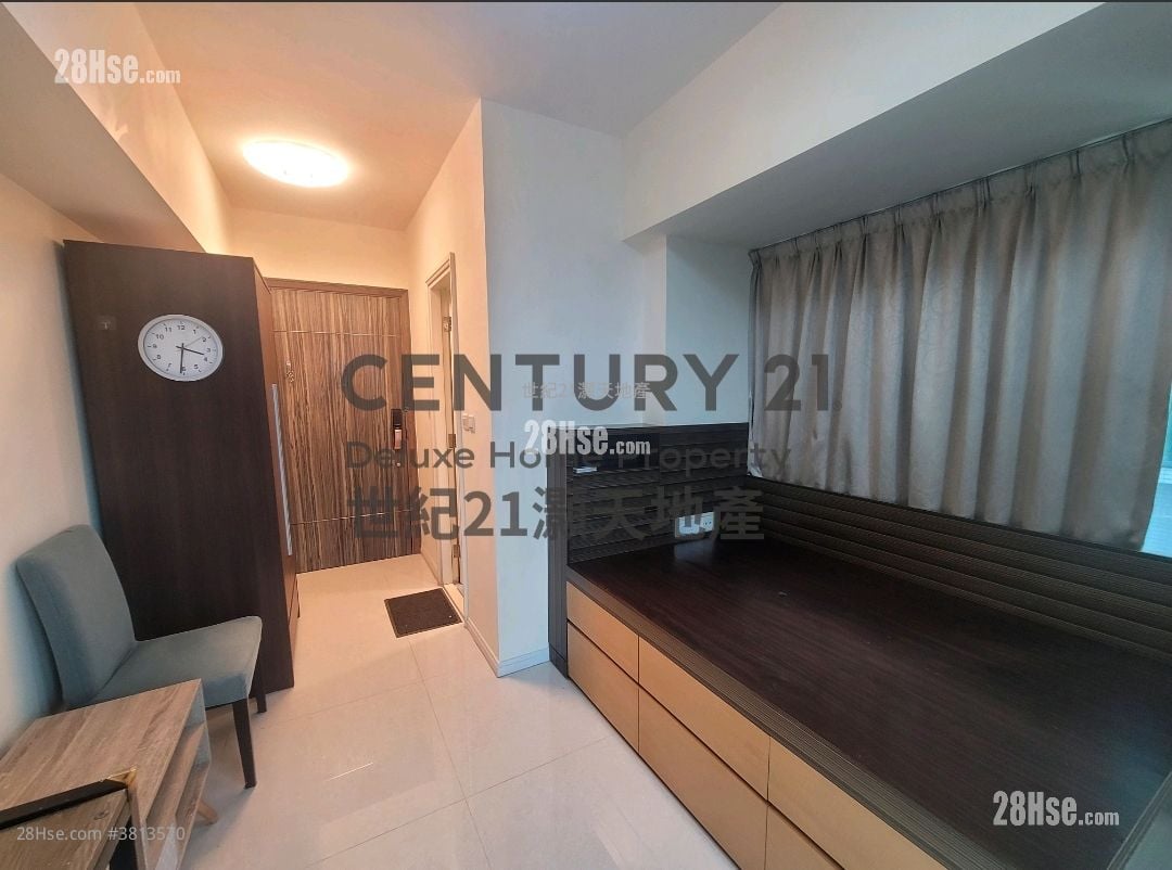 Mont Vert Rental Studio , 1 Bathroom 195 ft²