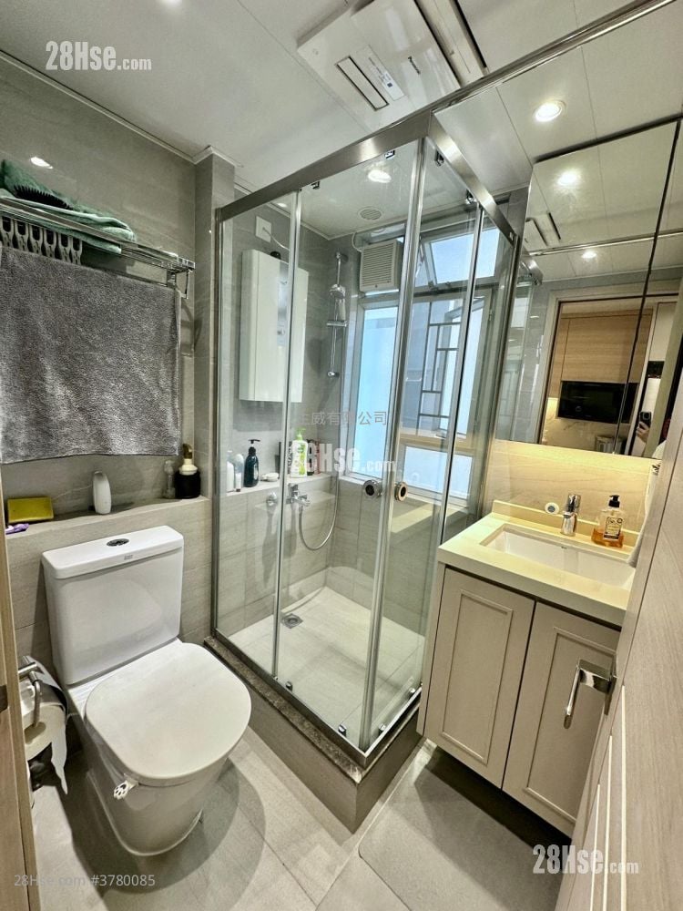 Yuk Wo Court Sell 1 Bedroom , 1 Bathroom 295 ft²