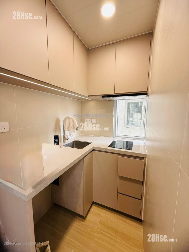 On Lai Building Rental 2 Bedrooms , 1 Bathroom 285 ft²