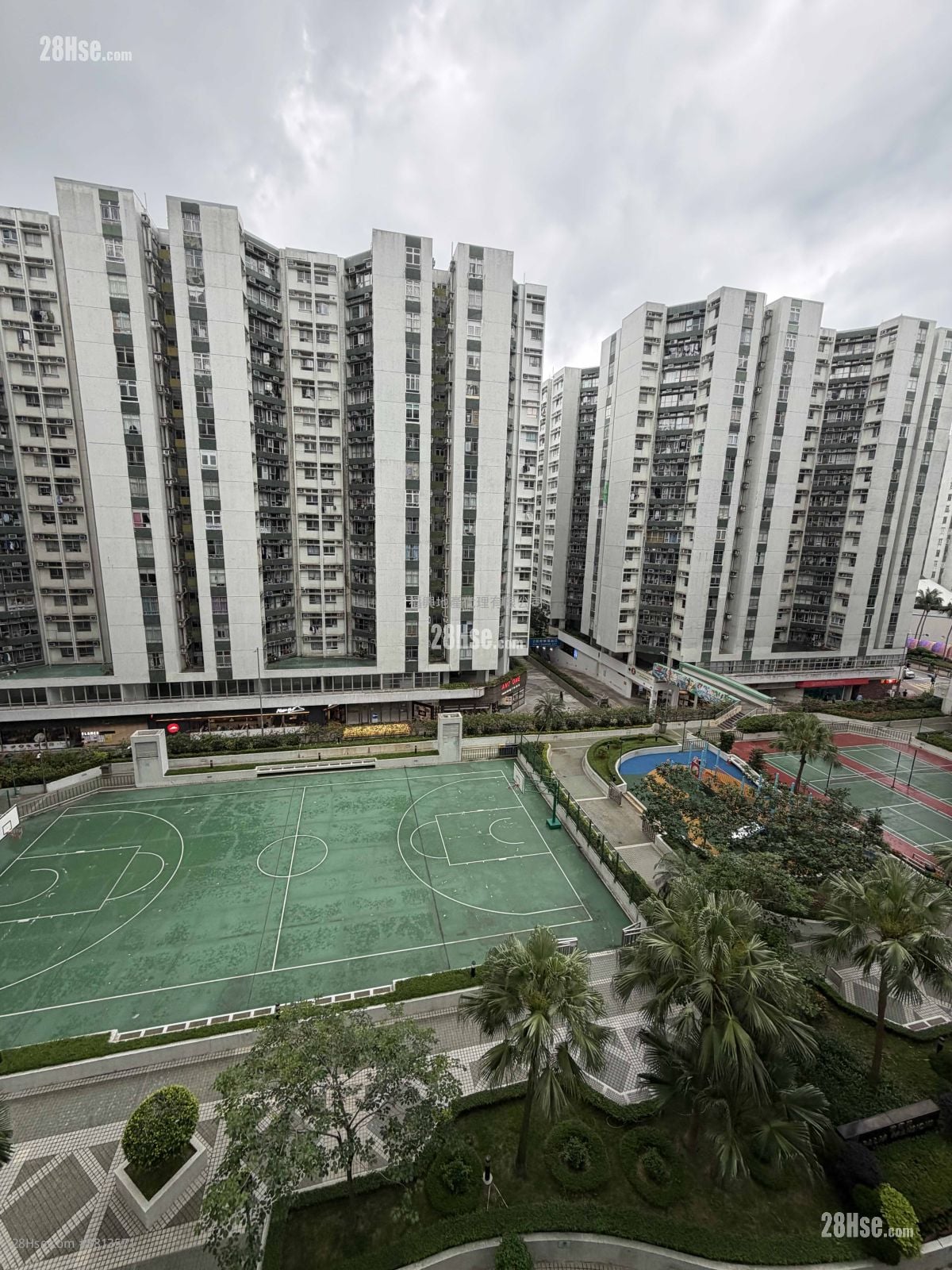 Whampoa Garden Sell 3 Bedrooms , 2 Bathrooms 732 ft²