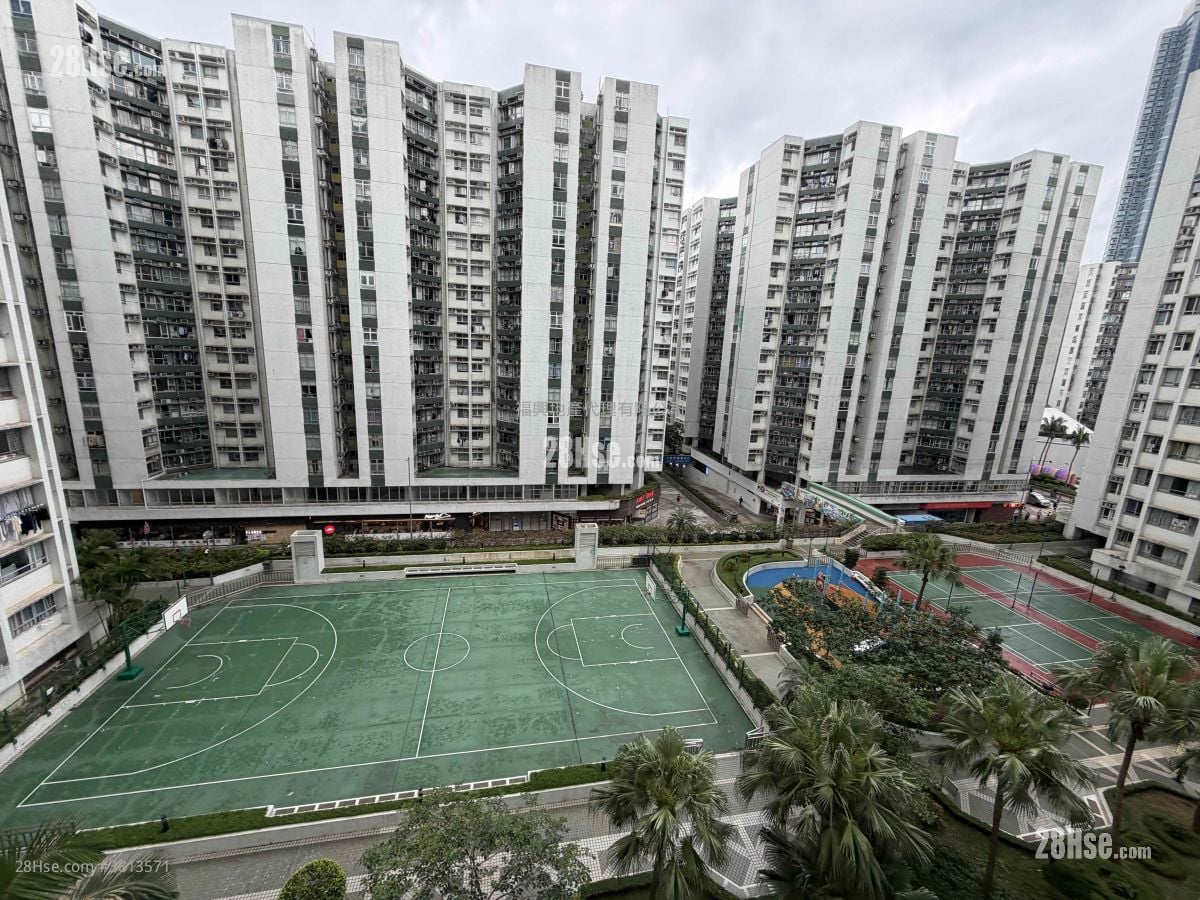 Whampoa Garden Sell 3 Bedrooms , 2 Bathrooms 732 ft²