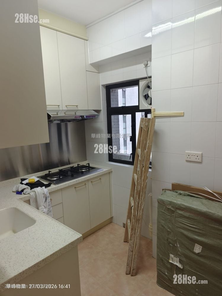 华景山庄 租盘 2 房 , 1 浴室 547 平方尺