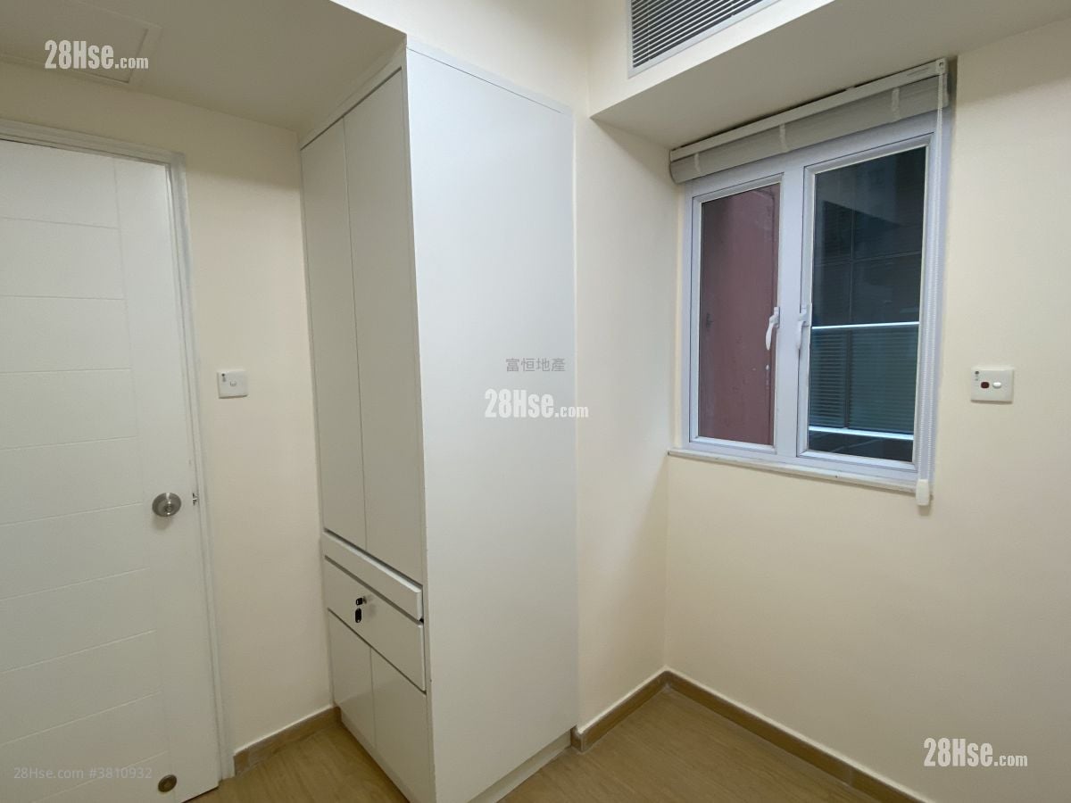 文熙大廈 售盤 1 房 , 1 浴室 336 平方呎