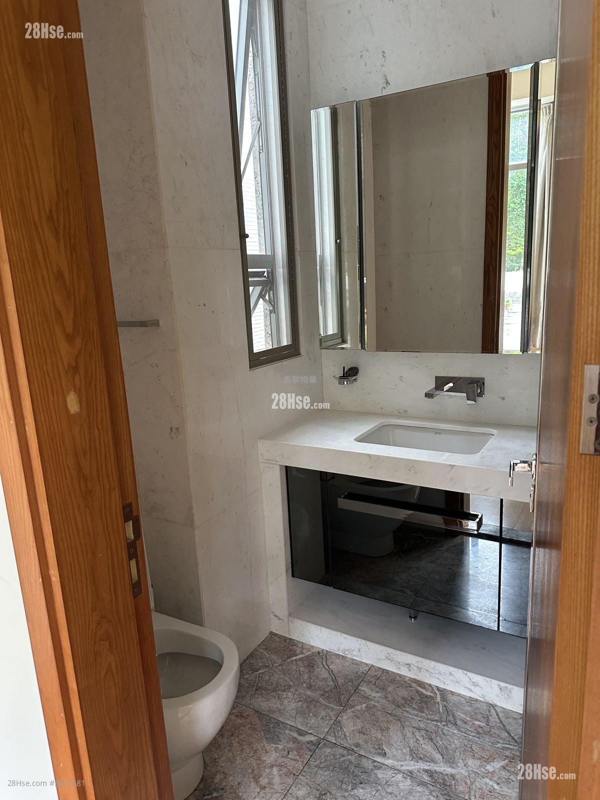 歌赋岭 租盘 1,315 平方尺