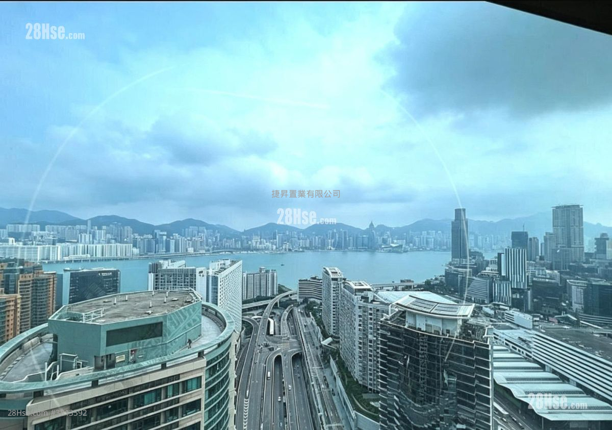 Royal Peninsula Sell 4 Bedrooms , 2 Bathrooms 1,043 ft²