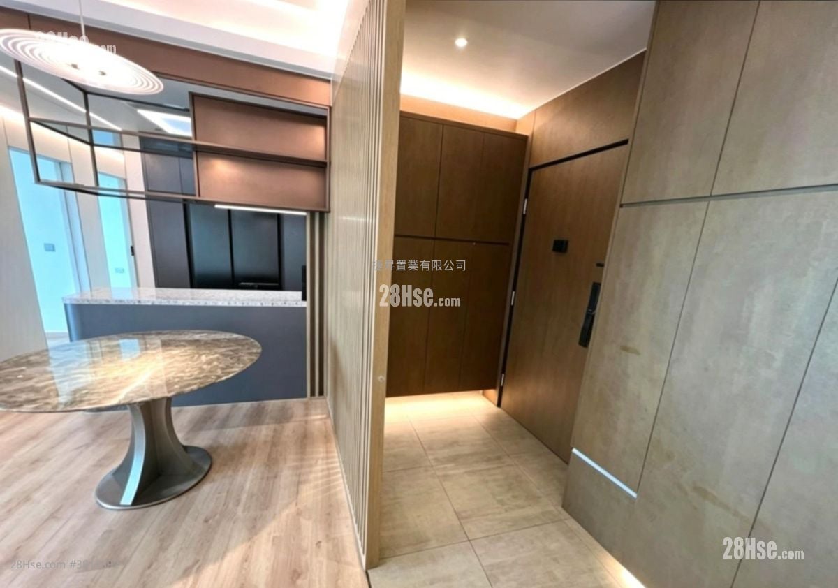 Royal Peninsula Sell 4 Bedrooms , 2 Bathrooms 1,043 ft²