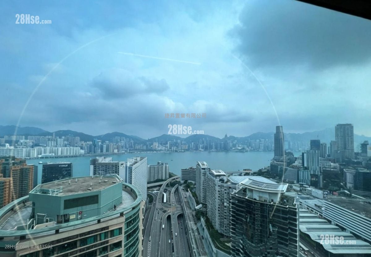 Royal Peninsula Sell 4 Bedrooms , 2 Bathrooms 1,043 ft²