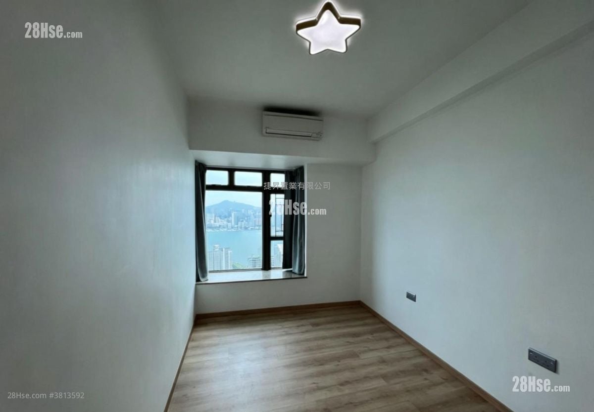 Royal Peninsula Sell 4 Bedrooms , 2 Bathrooms 1,043 ft²