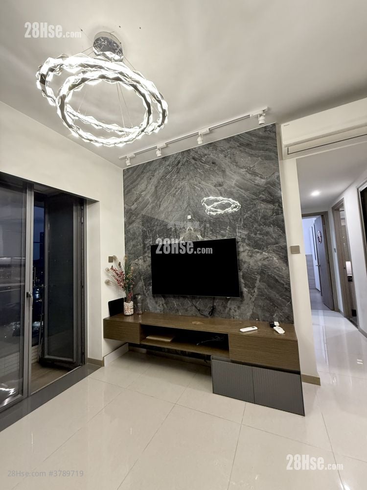 Aurora Rental 4 Bedrooms , 2 Bathrooms 644 ft²