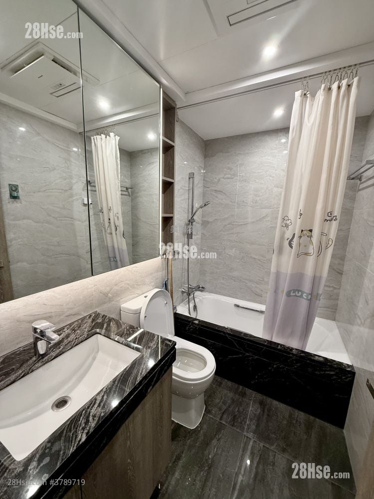 Aurora Rental 4 Bedrooms , 2 Bathrooms 644 ft²