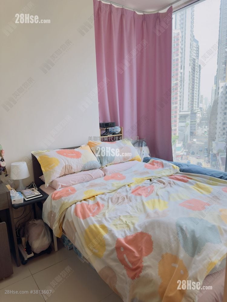 One New York Sell 2 Bedrooms , 1 Bathroom 460 ft²