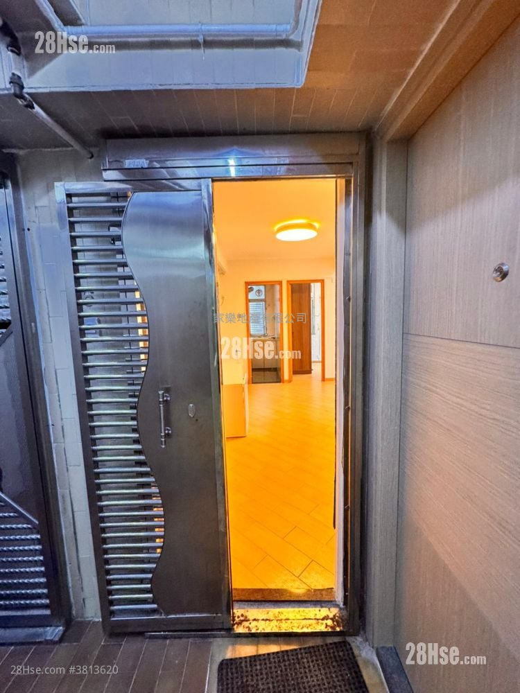 Sun Sing Centre Rental 1 Bedroom , 1 Bathroom 297 ft²