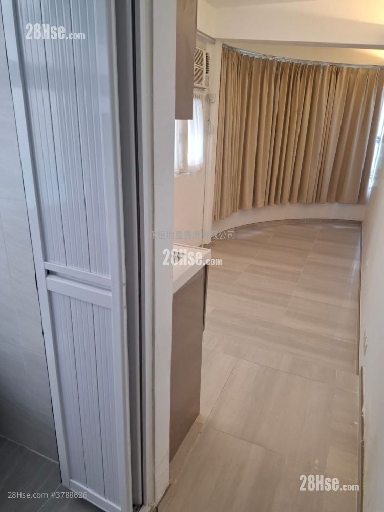 Chinese Mansion Rental 1 Bathroom 160 ft²