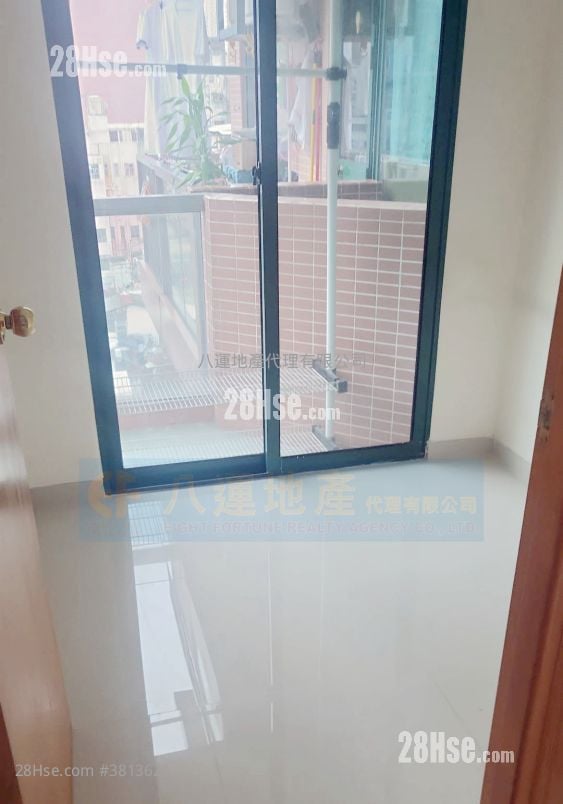 Milan Place Rental 2 Bedrooms , 1 Bathroom 315 ft²