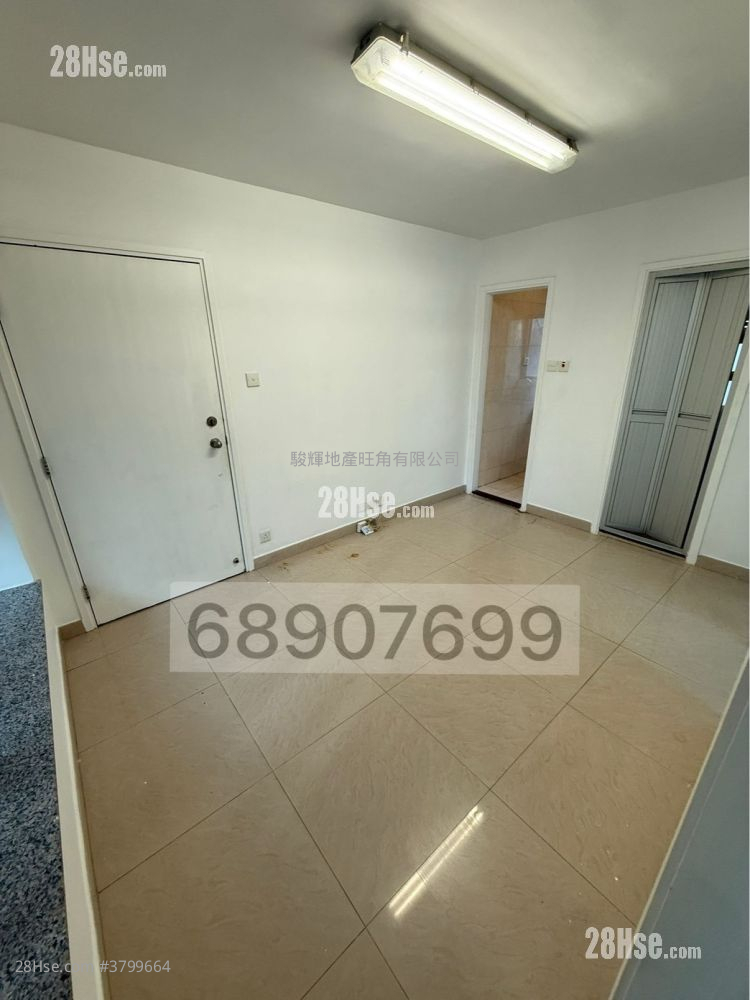 荣富大厦 租盘 2 房 , 1 浴室 398 平方尺