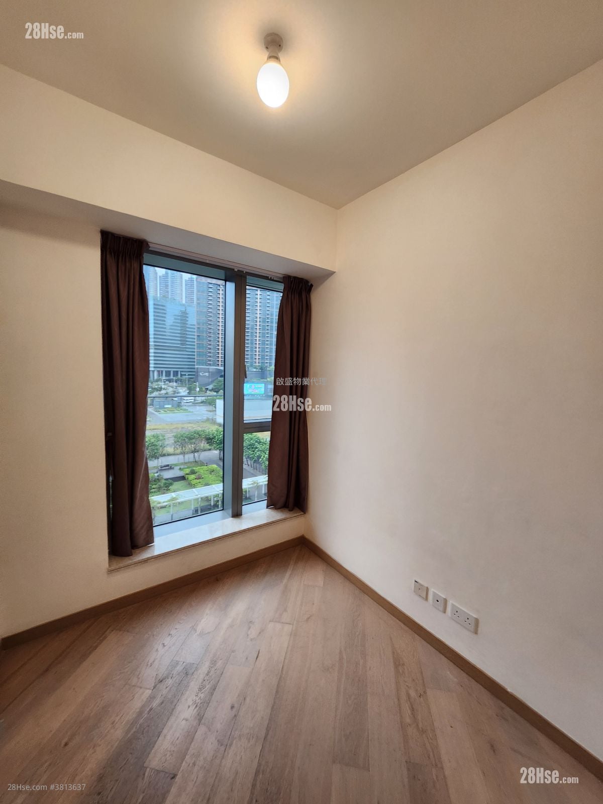 One Kai Tak(Ii) Sell 3 Bedrooms , 2 Bathrooms 799 ft²