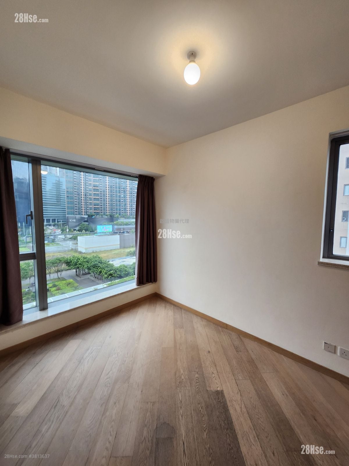 One Kai Tak(Ii) Sell 3 Bedrooms , 2 Bathrooms 799 ft²